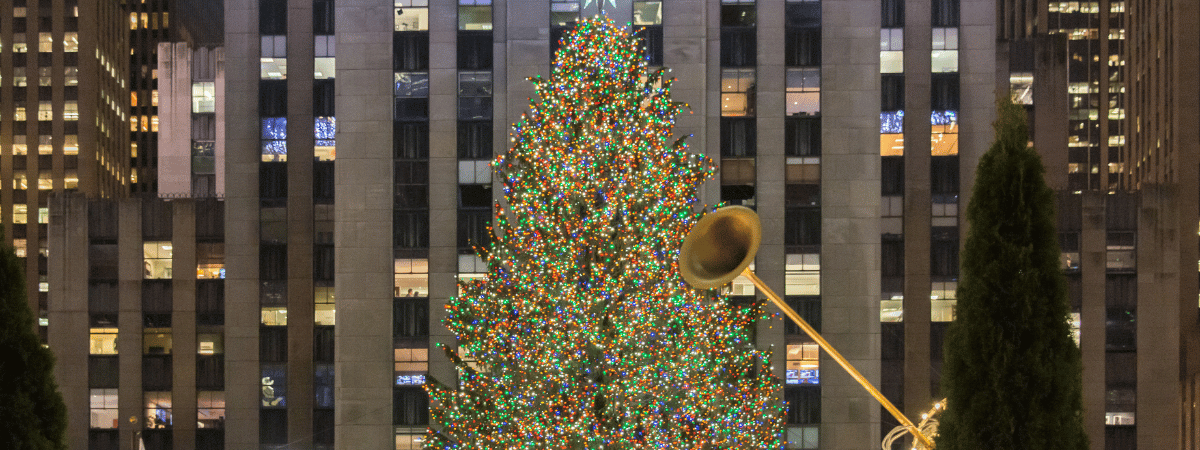ar4bol iluminado del Rockefeller Center. 